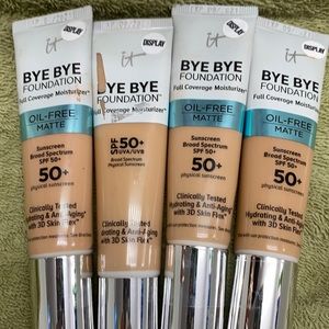 Bye bye foundation Full coverage moisturizer